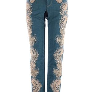 Alice + Olivia embroidered jeans size 25 in EUC